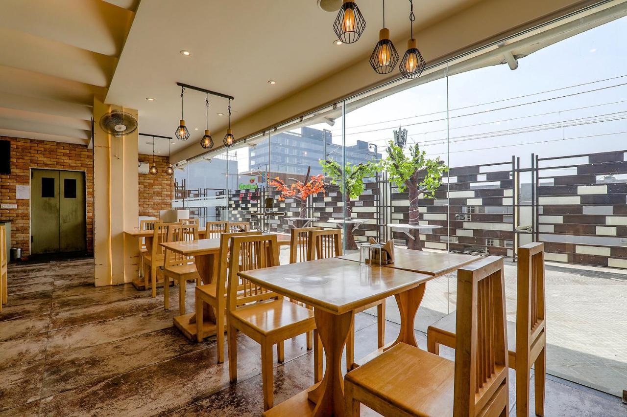 Hotel Townhouse Geetraj Near Shalimar Gateway Lucknow Zewnętrze zdjęcie