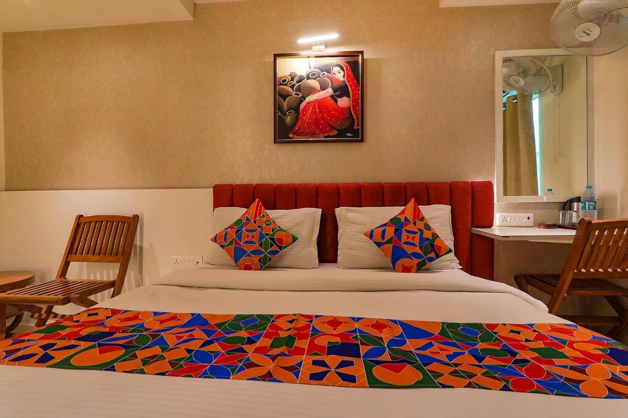 Hotel Townhouse Geetraj Near Shalimar Gateway Lucknow Zewnętrze zdjęcie