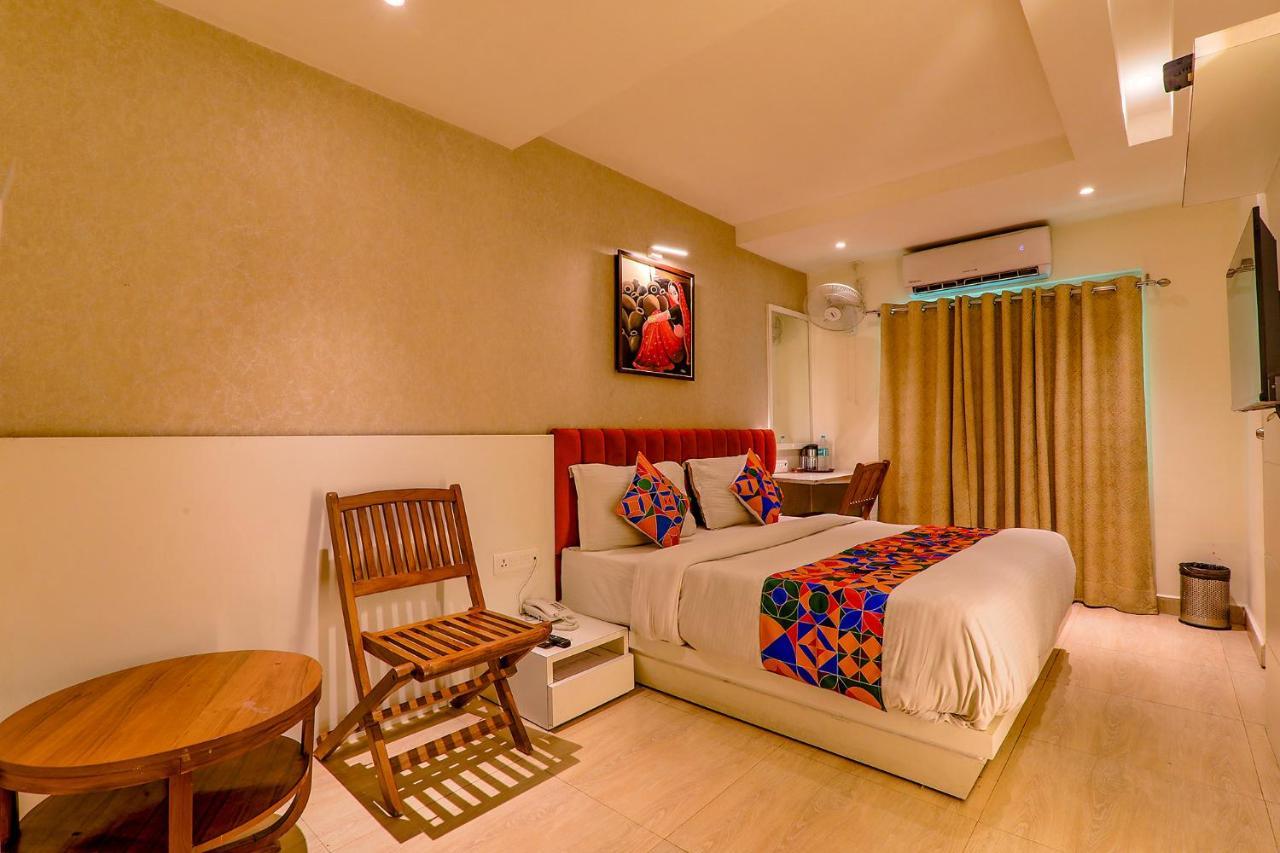 Hotel Townhouse Geetraj Near Shalimar Gateway Lucknow Zewnętrze zdjęcie