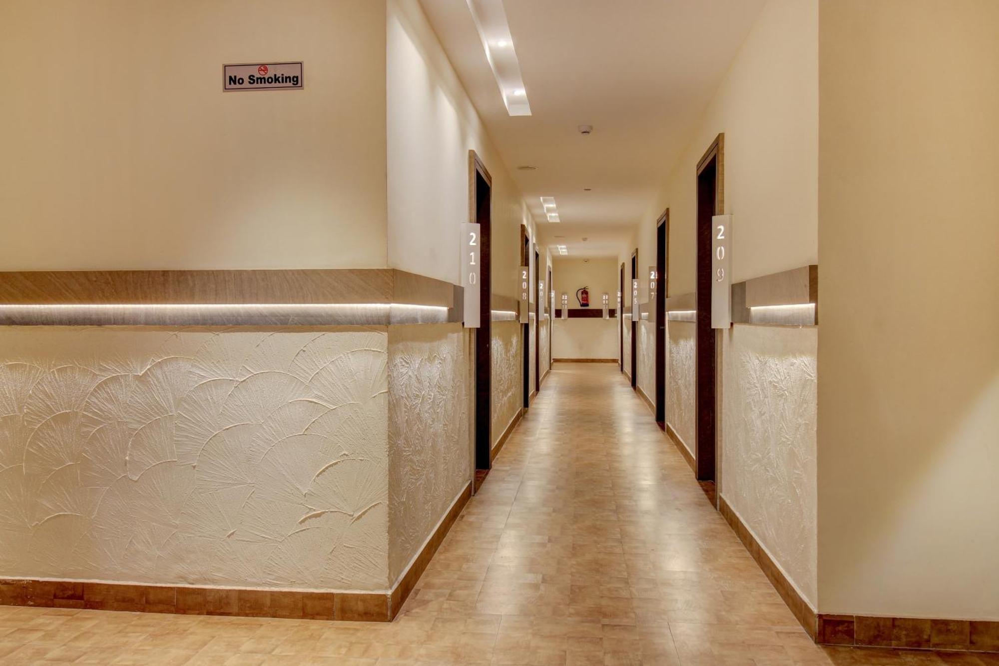 Hotel Townhouse Geetraj Near Shalimar Gateway Lucknow Zewnętrze zdjęcie