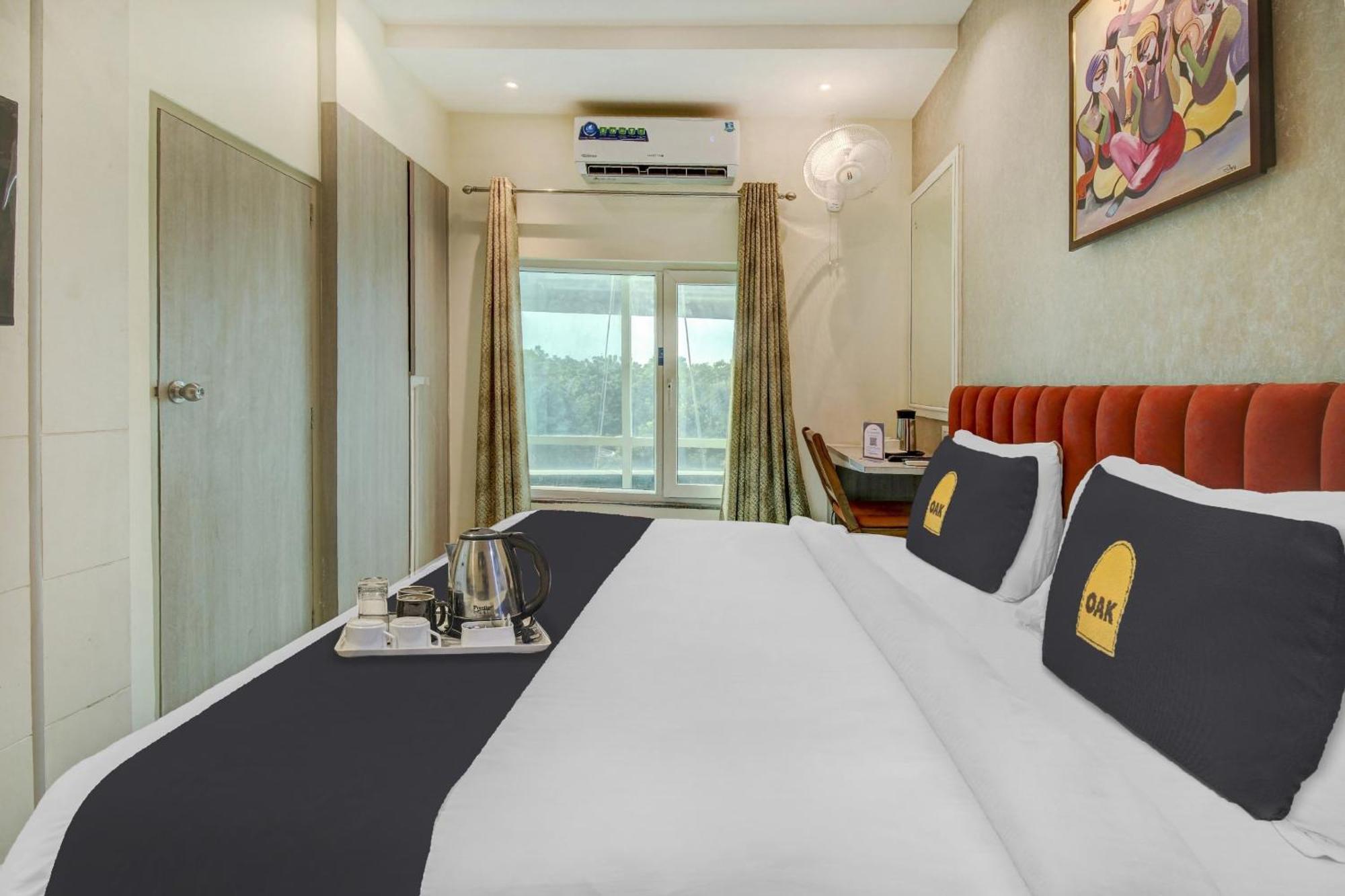 Hotel Townhouse Geetraj Near Shalimar Gateway Lucknow Zewnętrze zdjęcie