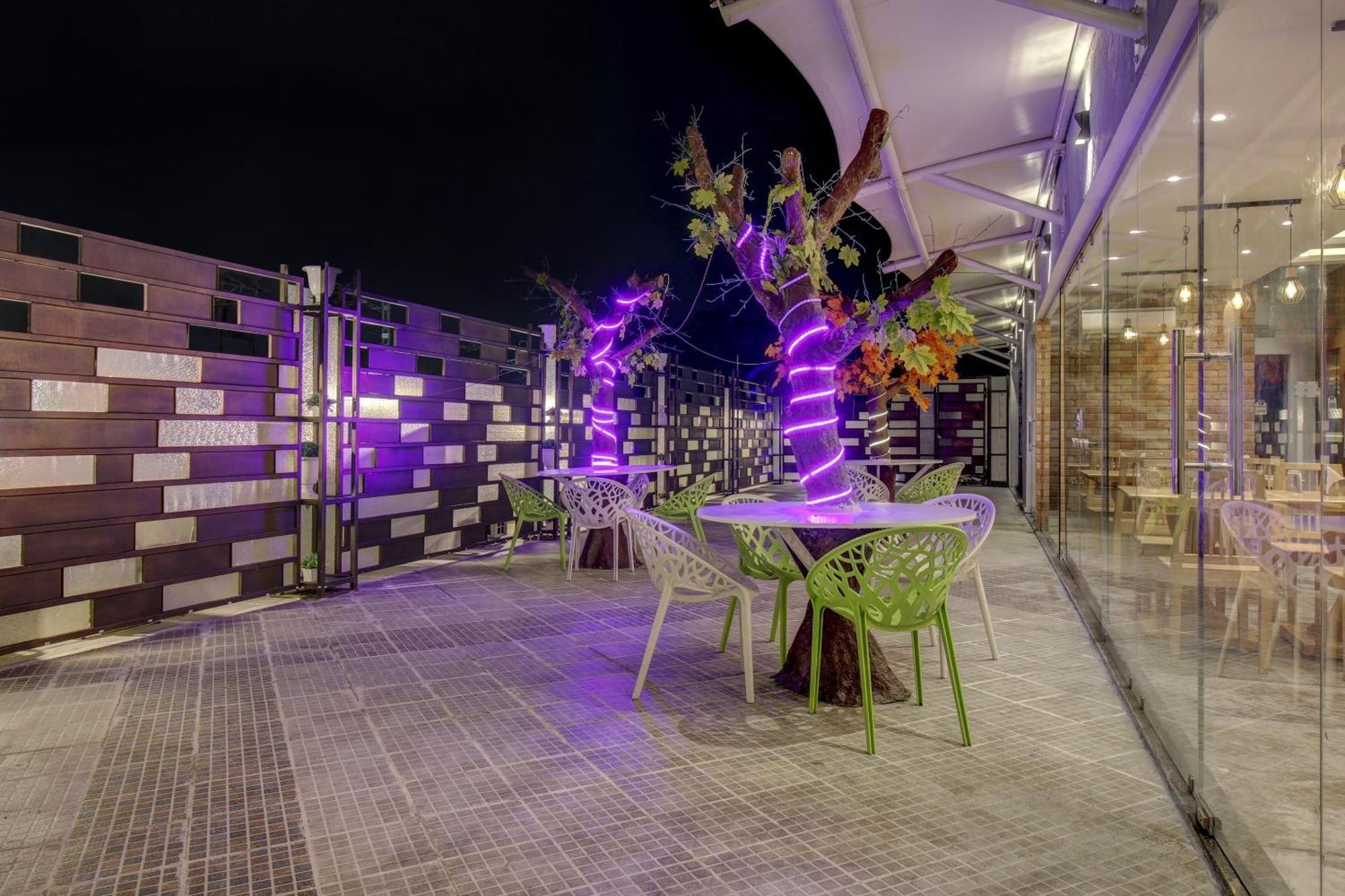 Hotel Townhouse Geetraj Near Shalimar Gateway Lucknow Zewnętrze zdjęcie